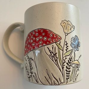 Spectrum Designz 21 oz Coffee Mug PORTOBELLA MUSHROOM Brand New